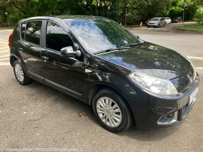 Renault SANDERO PRIVILEGE 1.6 2011/2012